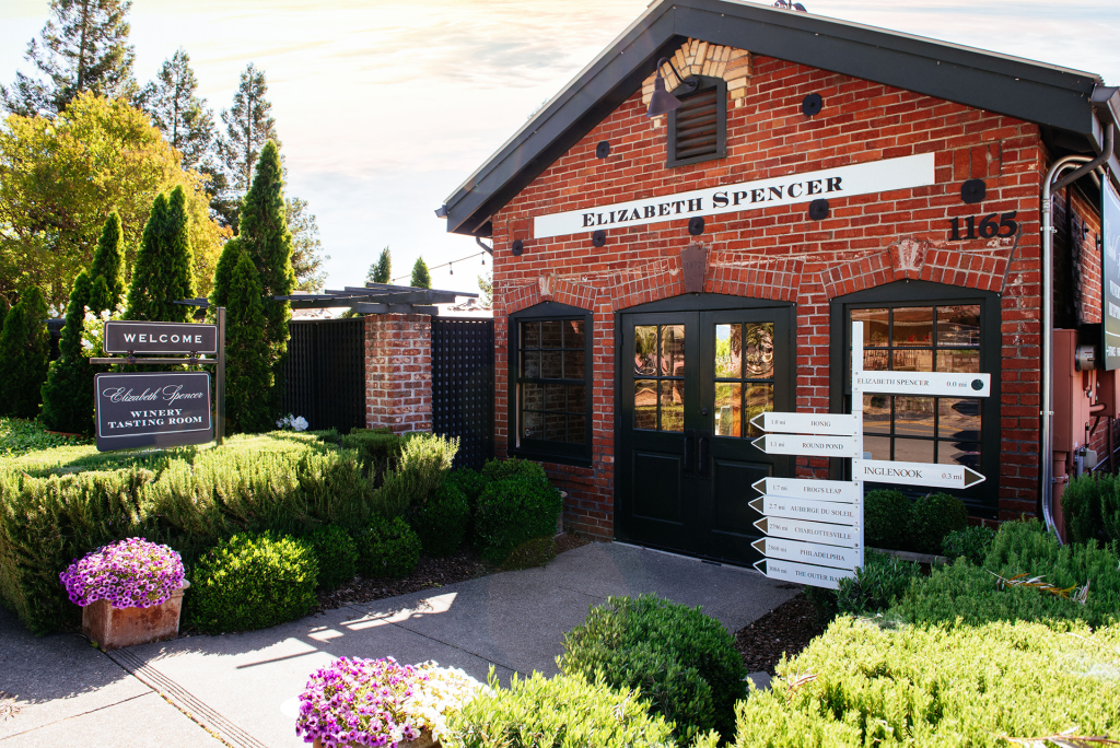 Exterior of the Elizabeth Spencer Tasting Room in Rutherford
